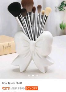 Cute Bow Makeup Brush Holder