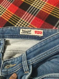 Levis Jeans