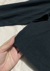 Black Off-Shoulder Long Sleeve Top