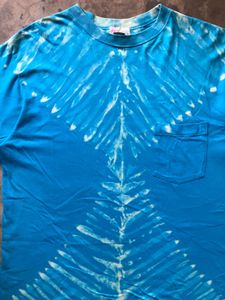 PALETTES Blue Tie-Dye Pocket T-Shirt