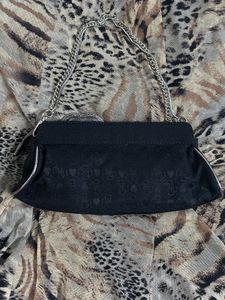 RARE Y2k Guess Black Cluch Bag w Heart Detail