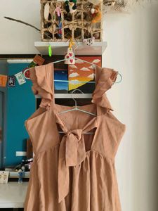 Frill sleeve dress
