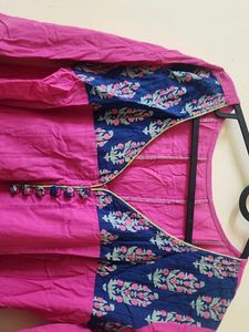 Pink &amp; Blue Printed Kurti