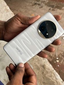 Realme 13 Pro + 5G. 8/256 GB