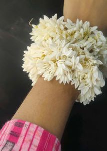 White Flower Wristlets