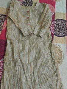 Elegant Kurta and Dupatta