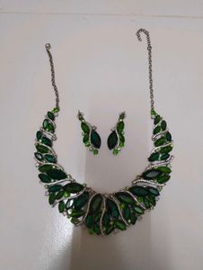 Emerald Green Statement Necklace &amp; Earrings Set