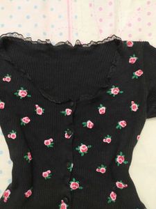 Floral Black Crop top