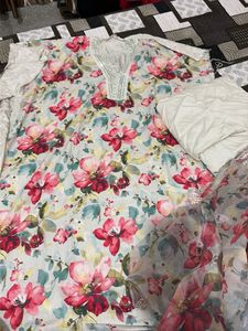 Beautiful Floral Print Kurta Set