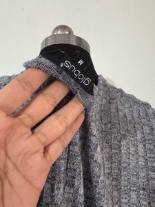 Globus Ribbed Knit T-Shirt
