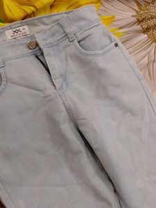ligh blue women denim jeans