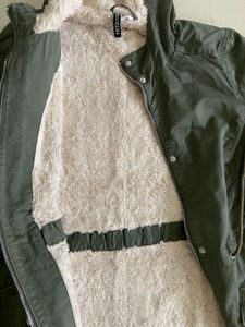 🚨Price Drop🚨H&amp;M Olive Green Hooded Jacket