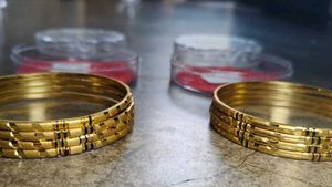 Elegant Gold Bangles Set