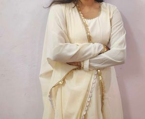Elegant White &amp; Gold Kurta Set