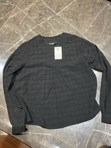 New MAX Black Top
