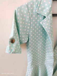 Chic Mint green front open flared shrug