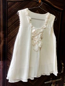 Elegant White Sleeveless Top