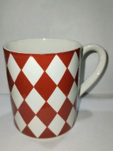 Brown Diamond Patterned Ceramic Mug