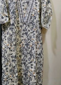Floral Print Kurta set with trouser (totally new)
