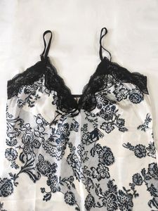 Sexy Slip Lingerie In Crepe Offwhite And Black
