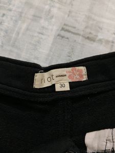 Black Stretchable Cotton Shorts