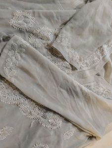 Elegant Chikankari Kurta with Free gift 🎁🎁🎁