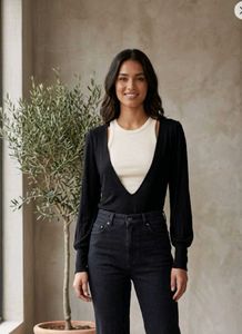 Black Deep V-Neck Long Sleeve Top