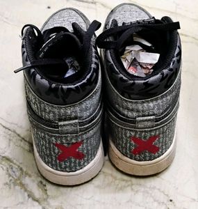 Nike Air Jordan 1 Sneakers