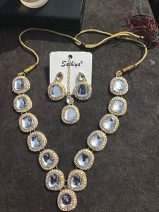 Elegant Kundan Necklace Set