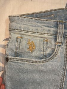 Light Wash Flared Jeans