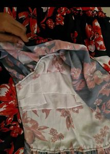 Chic Floral Ruffle Maxi Dress