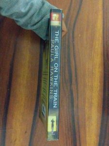 Girl on the train by Paula hawkin