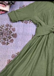 Chic Green Shirt Dress with Belt