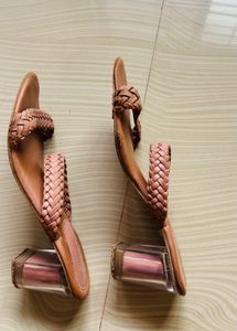 Stylish Braided Strap Flat Sandals