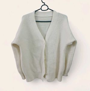 Cream V-Neck Cardigan