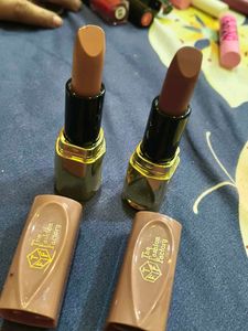 Fashion Factory Matte Lipstick Duo set of 2 +
