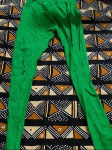 Pack of 5 pants for girls ( Donations )
