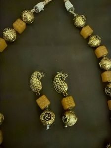 elegant jewellery set