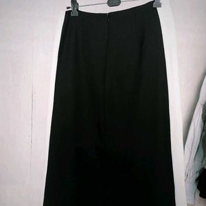 Elegant Black Midi Skirt