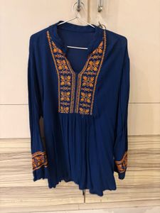 Navy Blue Embroidered Top 💙