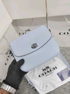 COACH*  *CASSIE CROSSBODY 19 IN SIGNATURE CANVAS*