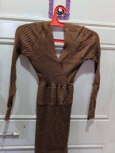 Brown Ribbed V-Neck Dress