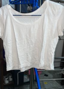 Basic White Cropped Tee