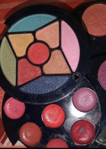 Multi-Color Makeup Palette