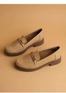 Beige Loafers 🐴