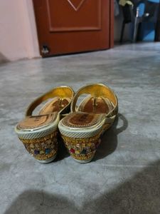 Elegant Gold Embellished Flat Sandals