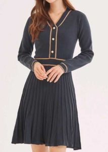Elegant Navy Knit Mini Dress