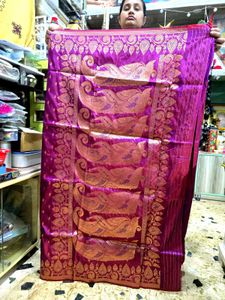 Elegant Magenta Banarasi Silk Saree