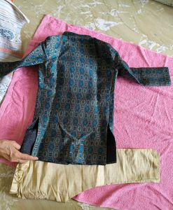 Self Design Sherwani With Jodhpuri Breeched green