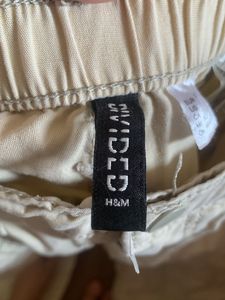 Comfortable Beige Cargo Pants